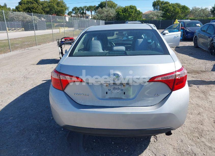 Photo 16 of 2019 Toyota Corolla LE (VIN 2T1BURHEXKC222037)