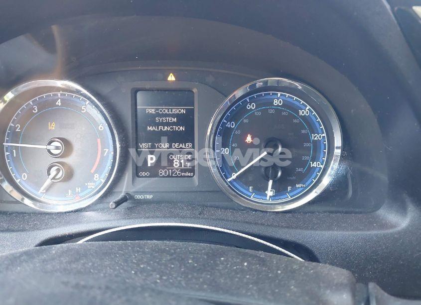 Photo 7 of 2019 Toyota Corolla LE (VIN 2T1BURHEXKC230753)