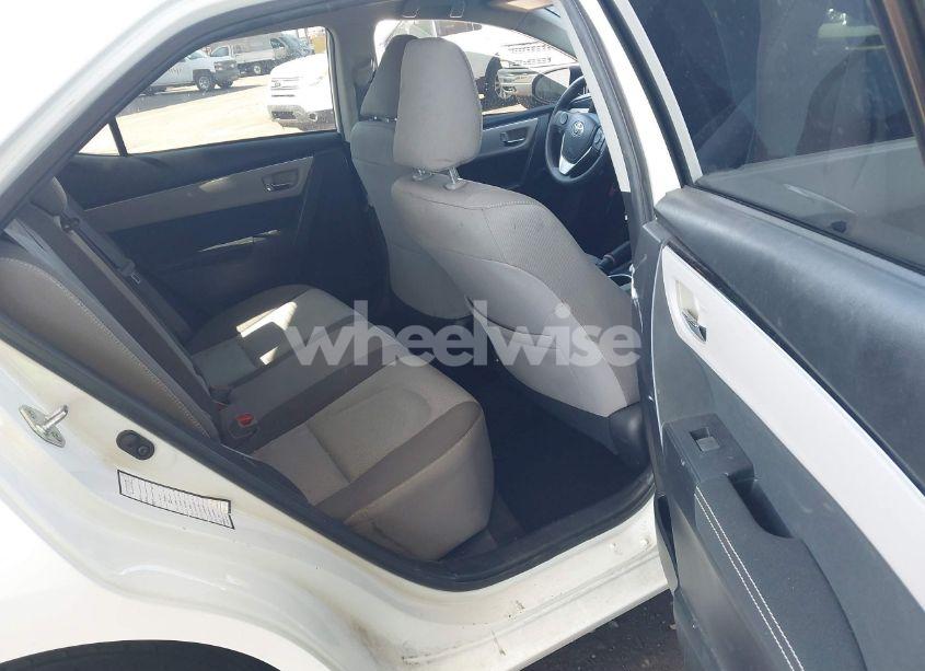 Photo 8 of 2019 Toyota Corolla LE (VIN 2T1BURHEXKC230753)