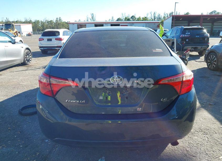 Photo 16 of 2019 Toyota Corolla LE (VIN 2T1BURHEXKC232003)