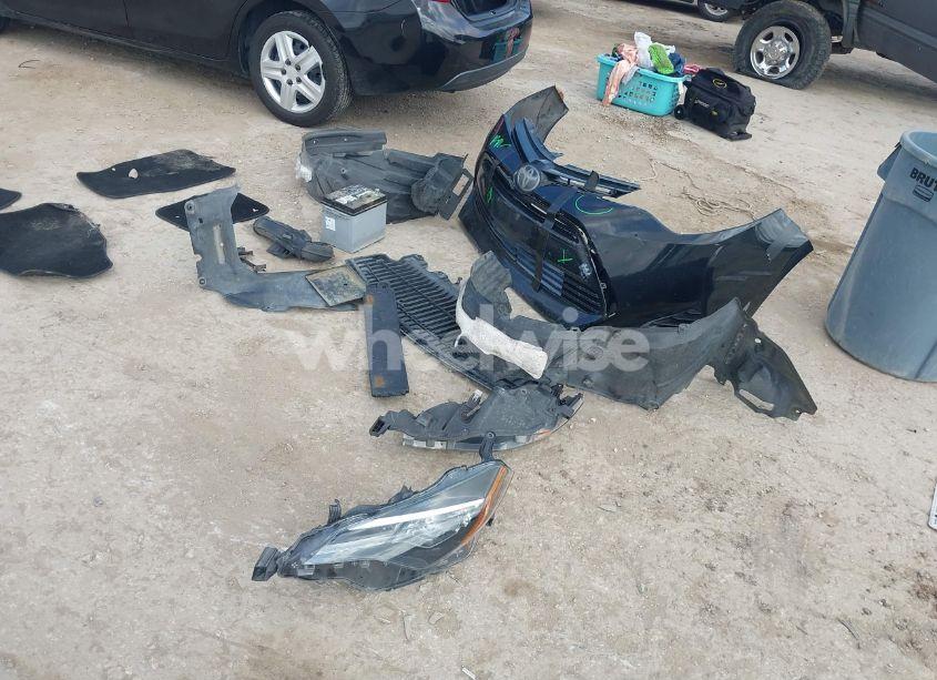 Photo 12 of 2019 Toyota Corolla LE (VIN 2T1BURHEXKC238495)