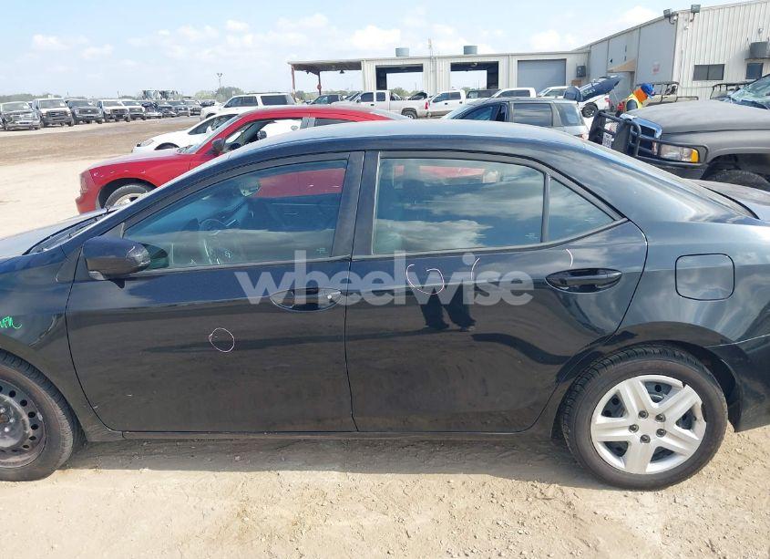 Photo 15 of 2019 Toyota Corolla LE (VIN 2T1BURHEXKC238495)