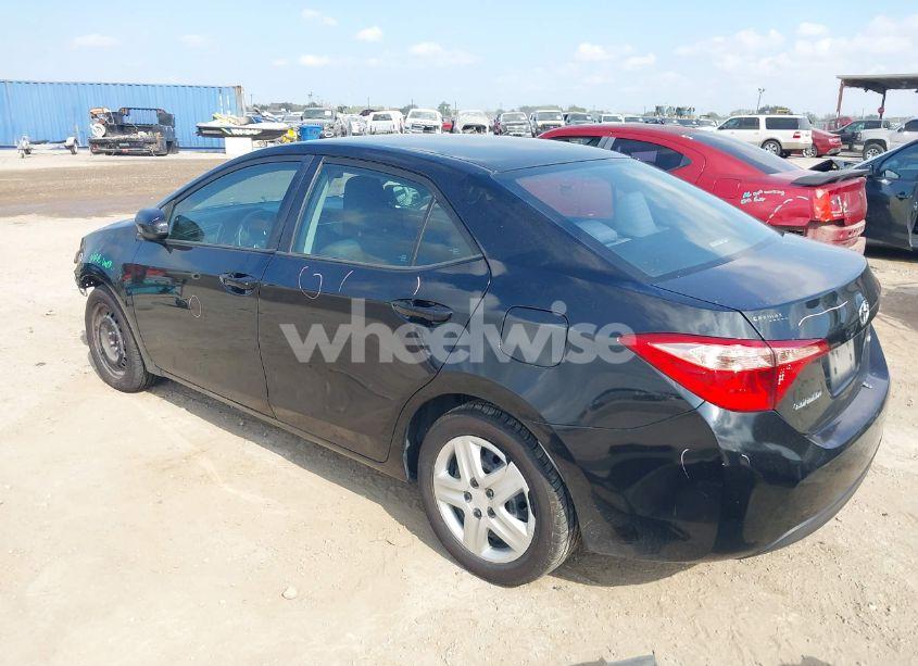 Photo 3 of 2019 Toyota Corolla LE (VIN 2T1BURHEXKC238495)