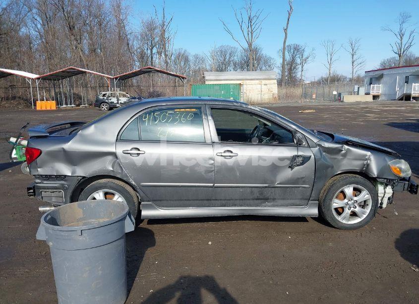 Photo 13 of 2005 Toyota Corolla XRS (VIN 2T1BY30E85C425574)