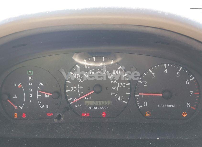 Photo 7 of 2002 Toyota Camry SOLARA SE (VIN 2T1CE22P02C001422)