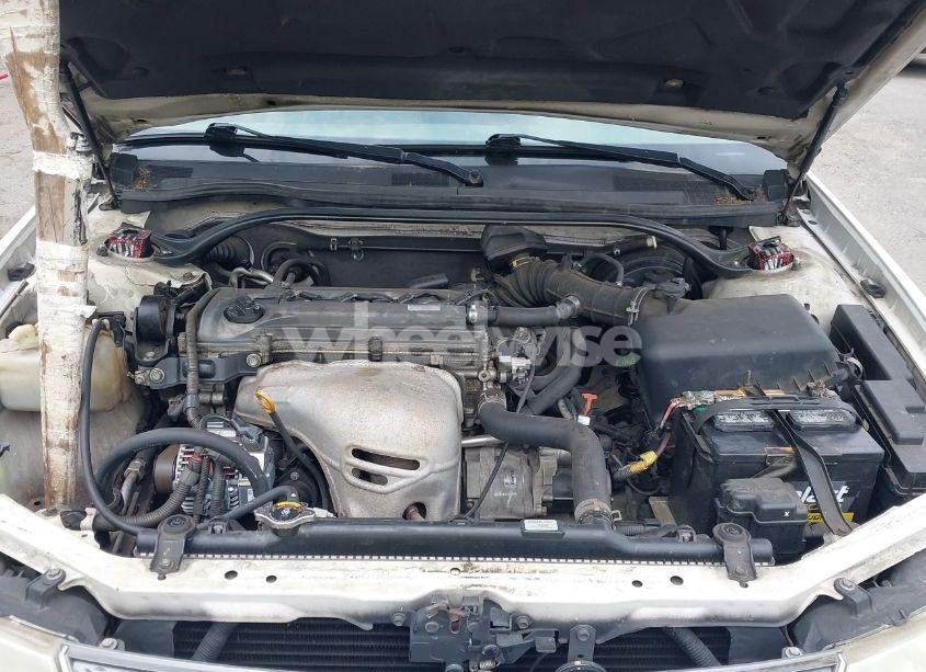 Photo 10 of 2002 Toyota Camry SOLARA SE (VIN 2T1CE22P82C012944)
