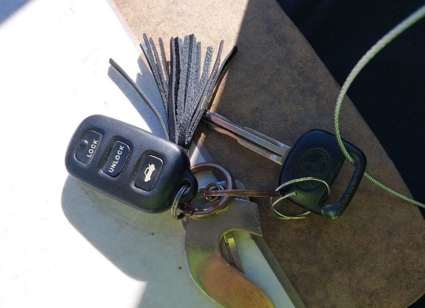 Photo 11 of 2002 Toyota Camry SOLARA SE (VIN 2T1CE22PX2C009009)