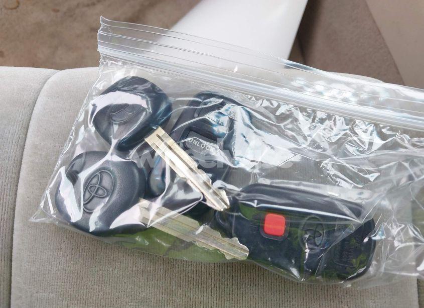 Photo 11 of 2002 Toyota Camry SOLARA SE V6 (VIN 2T1CF22P22C597307)