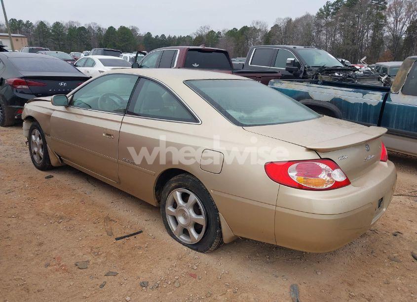 Photo 3 of 2002 Toyota Camry SOLARA SE V6 (VIN 2T1CF22P22C597307)