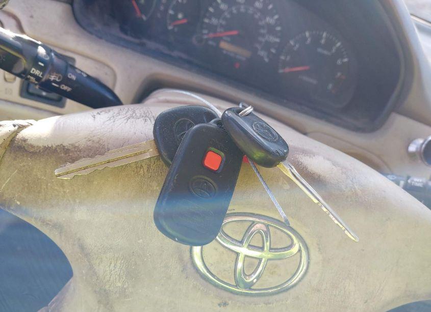 Photo 11 of 2002 Toyota Camry SOLARA SLE V6 (VIN 2T1CF22P62C597195)