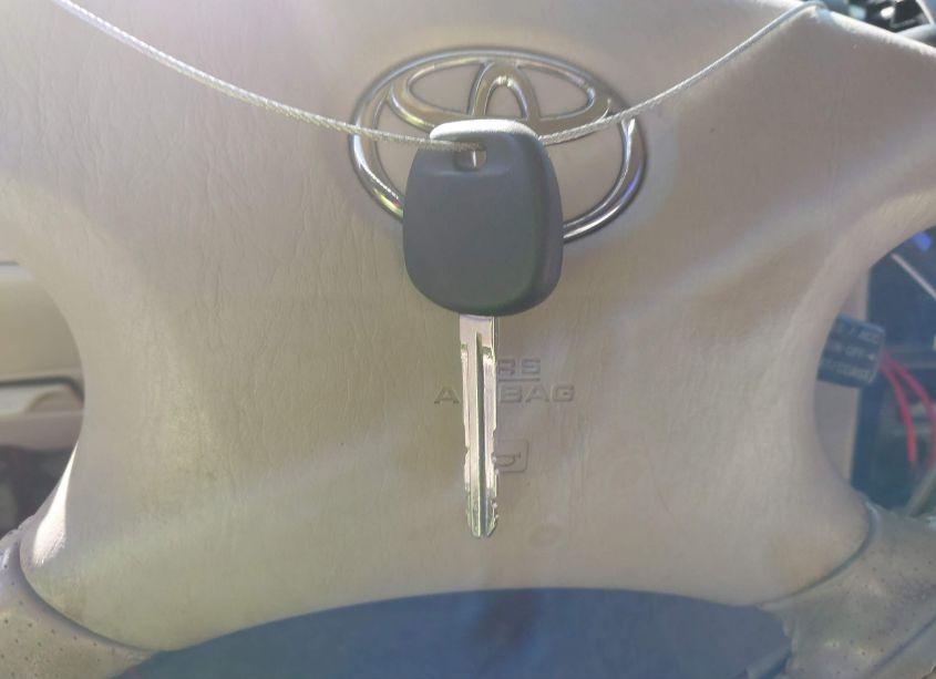 Photo 11 of 2002 Toyota Camry SOLARA SLE V6 (VIN 2T1CF22PX2C596762)