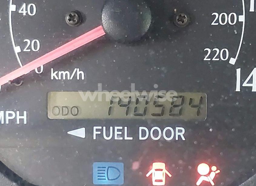 Photo 16 of 2002 Toyota Camry SOLARA SLE V6 (VIN 2T1CF28P22C552844)