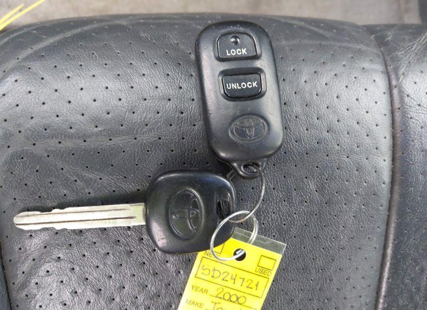 Photo 11 of 2000 Toyota Camry SOLARA SLE V6 (VIN 2T1CF28P5YC298412)