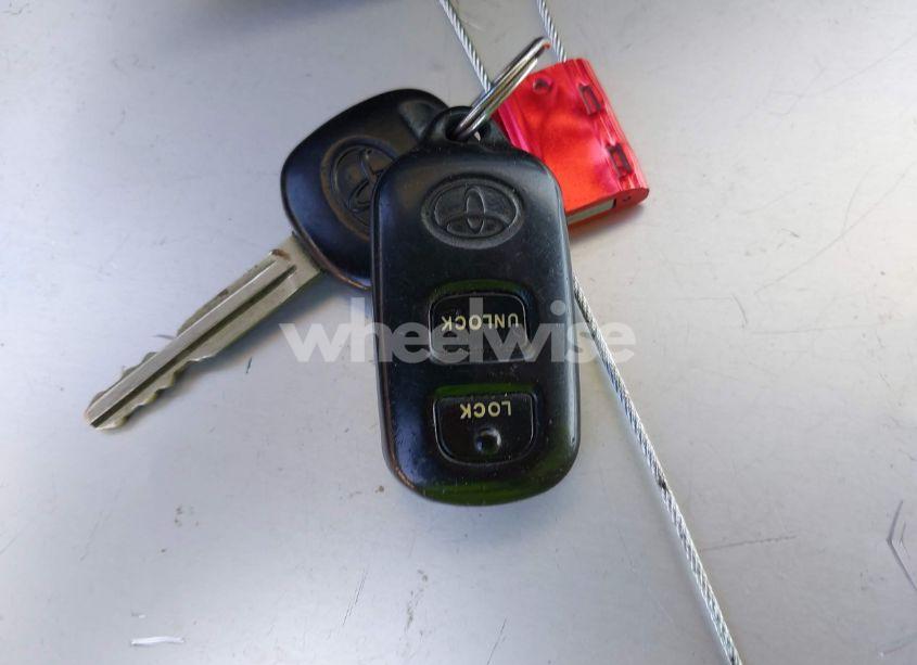 Photo 11 of 2001 Toyota Camry SOLARA SLE V6 (VIN 2T1CF28P81C498769)