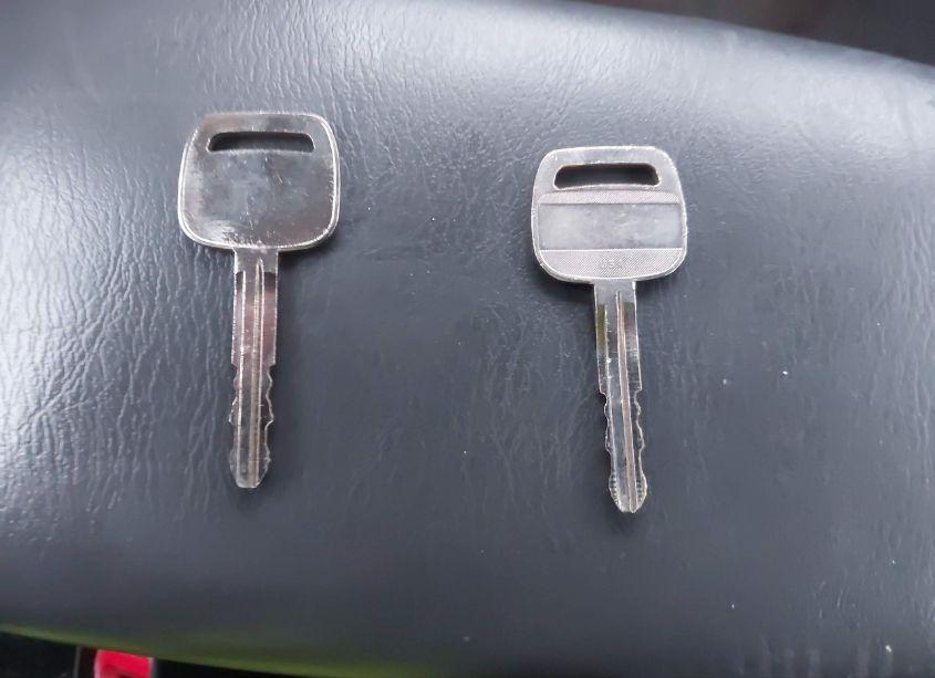 Photo 11 of 2001 Toyota Camry SOLARA SE (VIN 2T1CG22P31C425444)