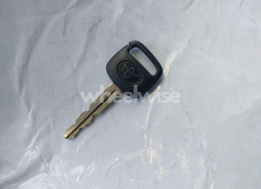 Photo 11 of 2001 Toyota Camry SOLARA SE (VIN 2T1CG22P91C441602)