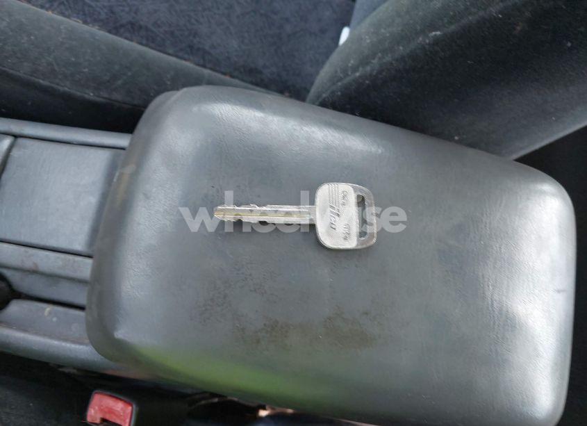 Photo 11 of 2000 Toyota Camry SOLARA SE (VIN 2T1CG22PXYC322550)