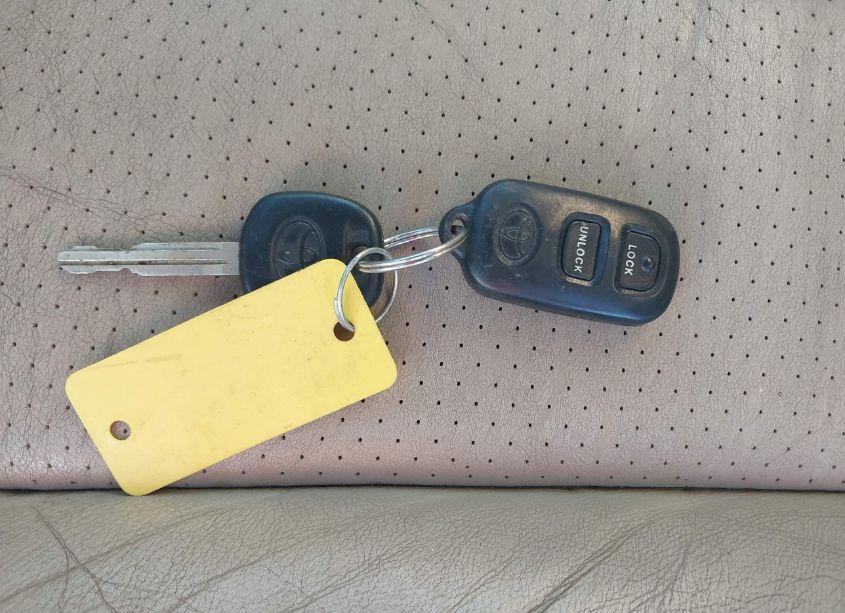 Photo 11 of 2001 Toyota Camry SOLARA SLE V6 (VIN 2T1FF22PX1C496818)