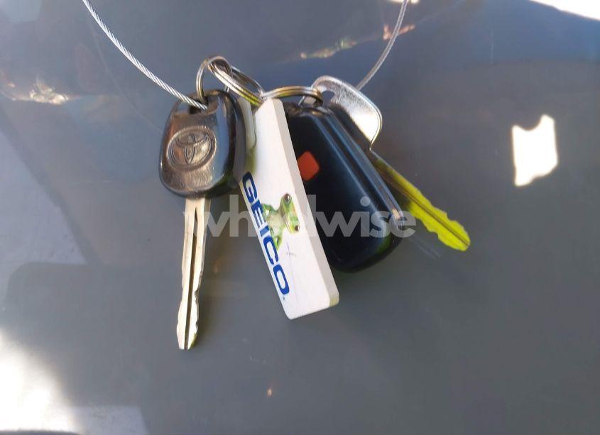 Photo 11 of 2002 Toyota Camry SOLARA SLE V6 (VIN 2T1FF28P02C566318)