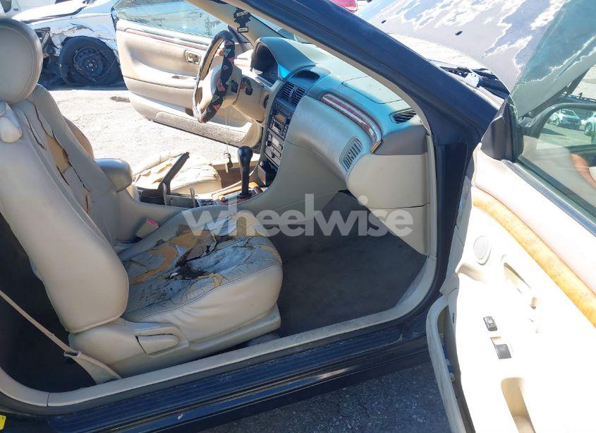 Photo 5 of 2002 Toyota Camry SOLARA SLE V6 (VIN 2T1FF28P02C566318)