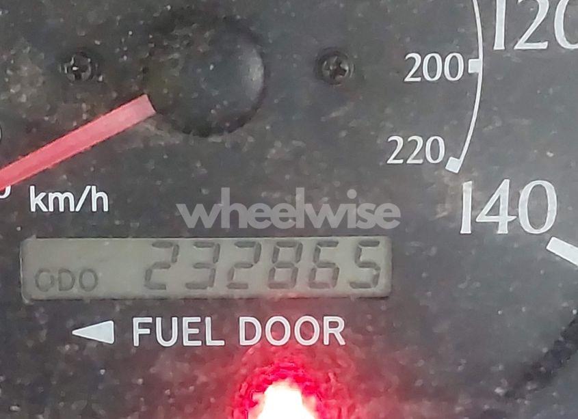 Photo 7 of 2002 Toyota Camry SOLARA SLE V6 (VIN 2T1FF28P22C545339)