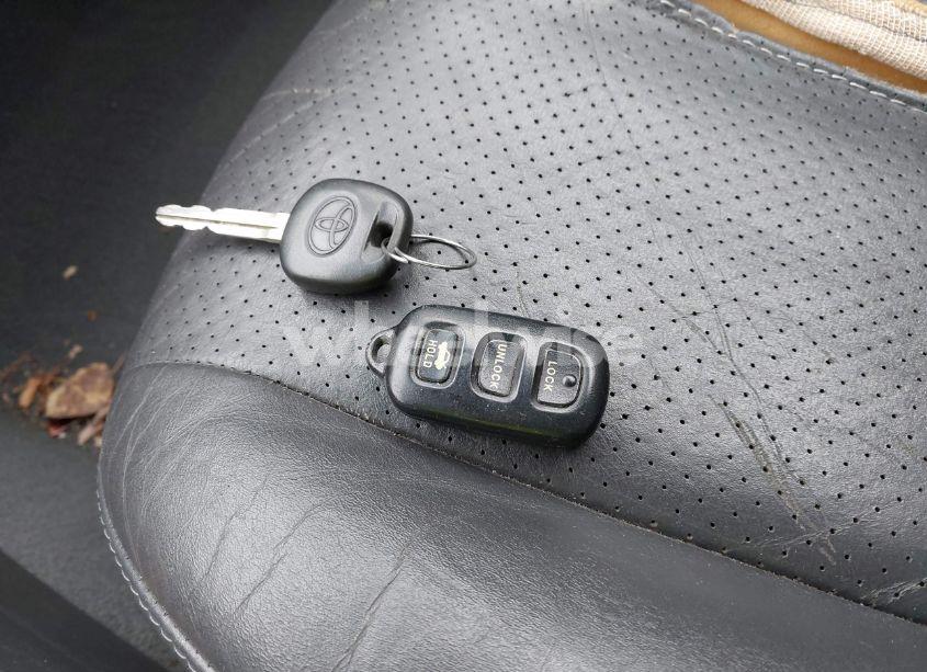 Photo 11 of 2002 Toyota Camry SOLARA SLE V6 (VIN 2T1FF28P62C570597)