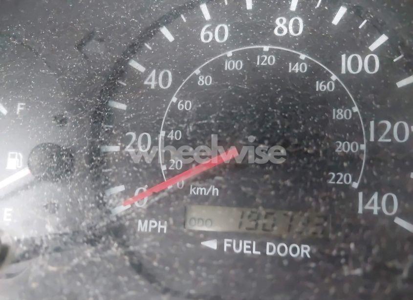 Photo 15 of 2002 Toyota Camry SOLARA SLE V6 (VIN 2T1FF28P82C590611)