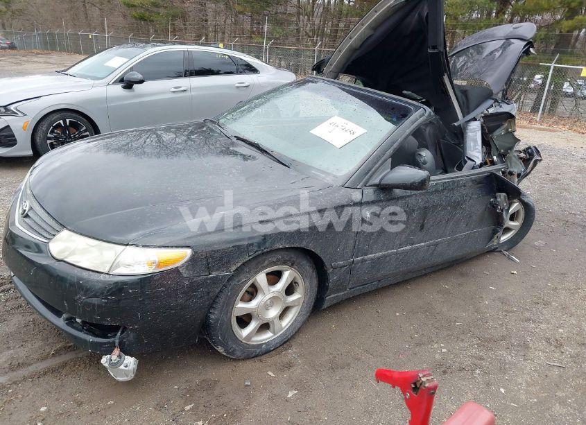 Photo 2 of 2002 Toyota Camry SOLARA SLE V6 (VIN 2T1FF28P82C590611)