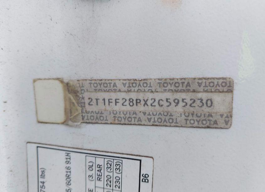 Photo 9 of 2002 Toyota Camry SOLARA SLE V6 (VIN 2T1FF28PX2C595230)