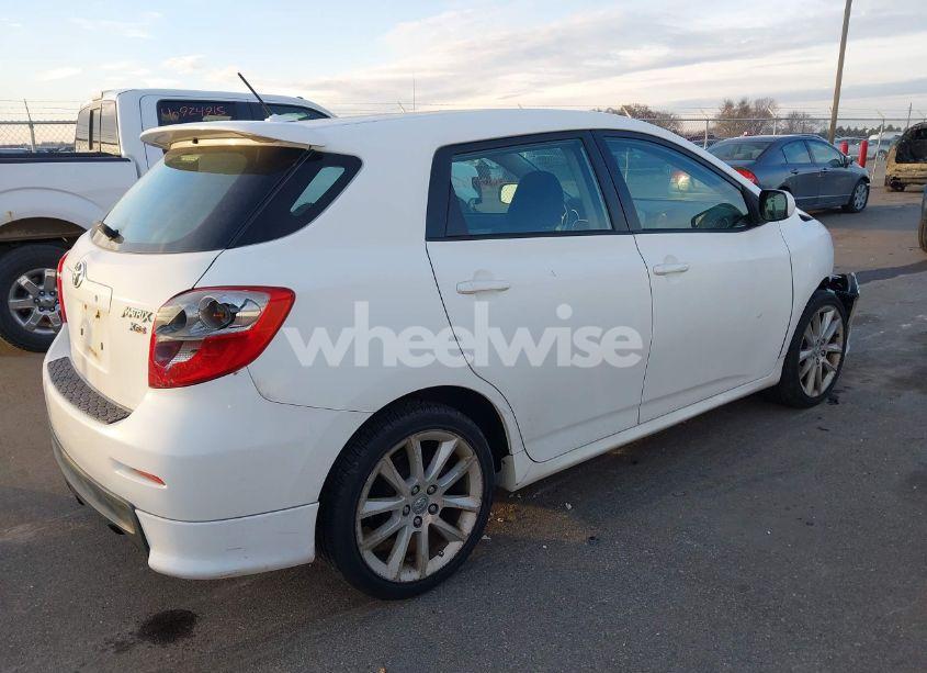 Photo 4 of 2009 Toyota Matrix XRS (VIN 2T1GE40E79C003869)