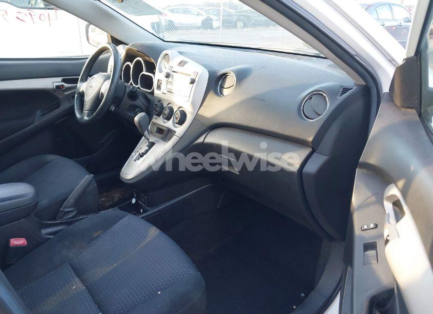 Photo 5 of 2009 Toyota Matrix XRS (VIN 2T1GE40E79C003869)