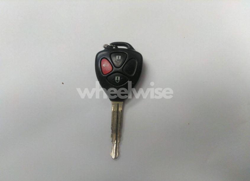 Photo 11 of 2009 Toyota Matrix S (VIN 2T1KE40E09C015226)