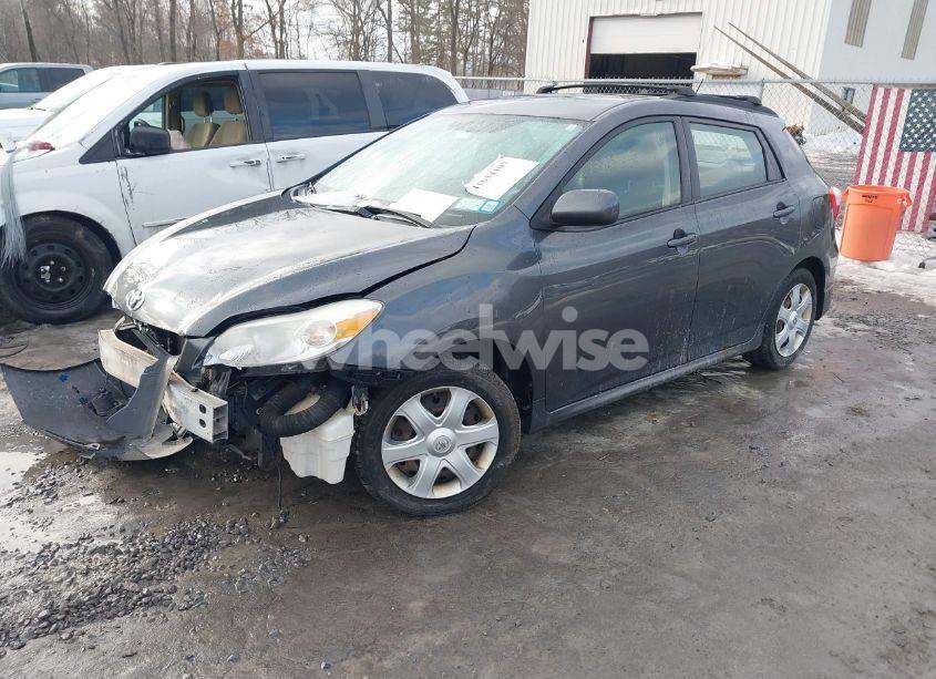 Photo 2 of 2009 Toyota Matrix S (VIN 2T1KE40E09C015226)