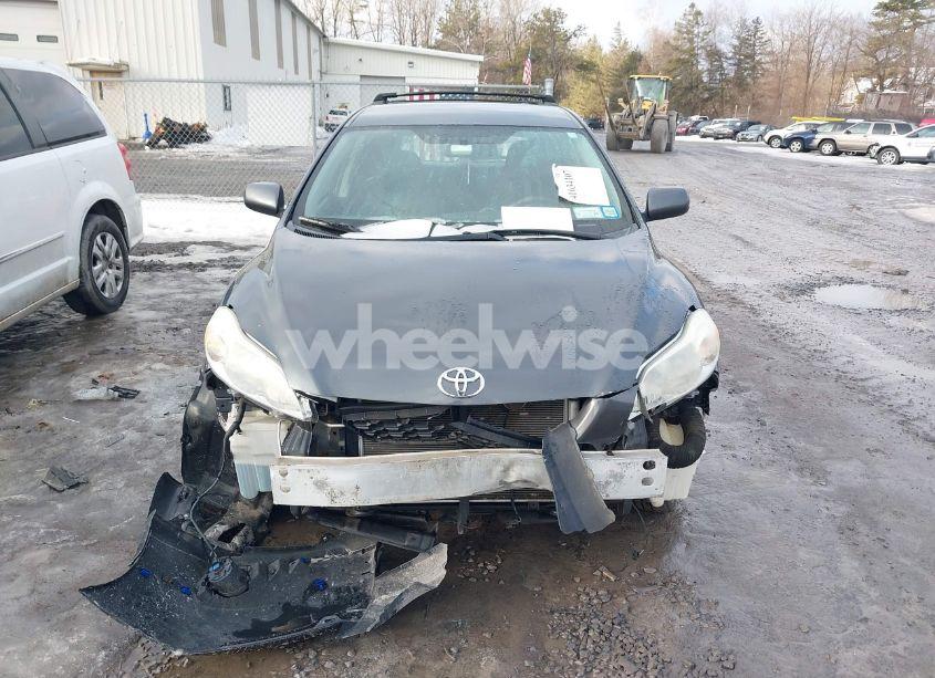 Photo 6 of 2009 Toyota Matrix S (VIN 2T1KE40E09C015226)