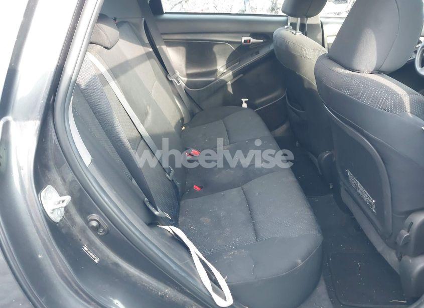 Photo 8 of 2009 Toyota Matrix S (VIN 2T1KE40E09C015226)