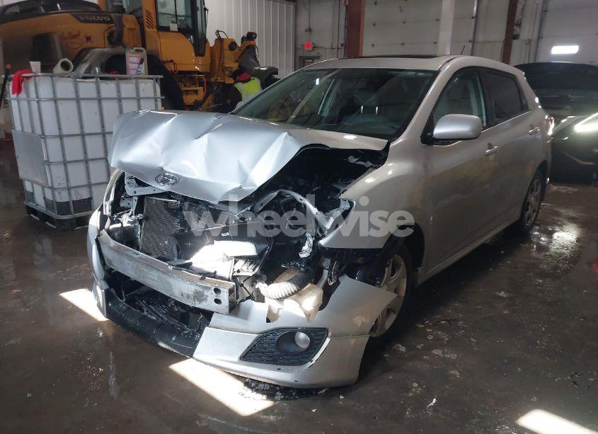 Photo 2 of 2009 Toyota Matrix S (VIN 2T1KE40E19C011167)