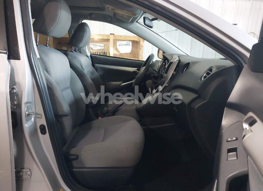 Photo 5 of 2009 Toyota Matrix S (VIN 2T1KE40E19C011167)