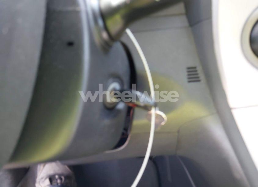 Photo 11 of 2009 Toyota Matrix S (VIN 2T1KE40E19C012108)