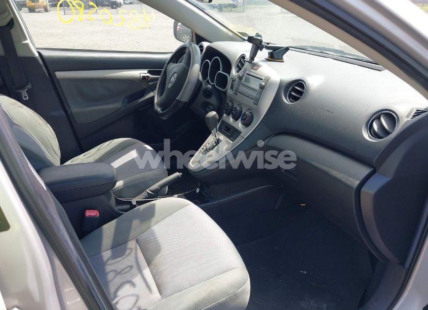 Photo 5 of 2009 Toyota Matrix S (VIN 2T1KE40E19C012108)