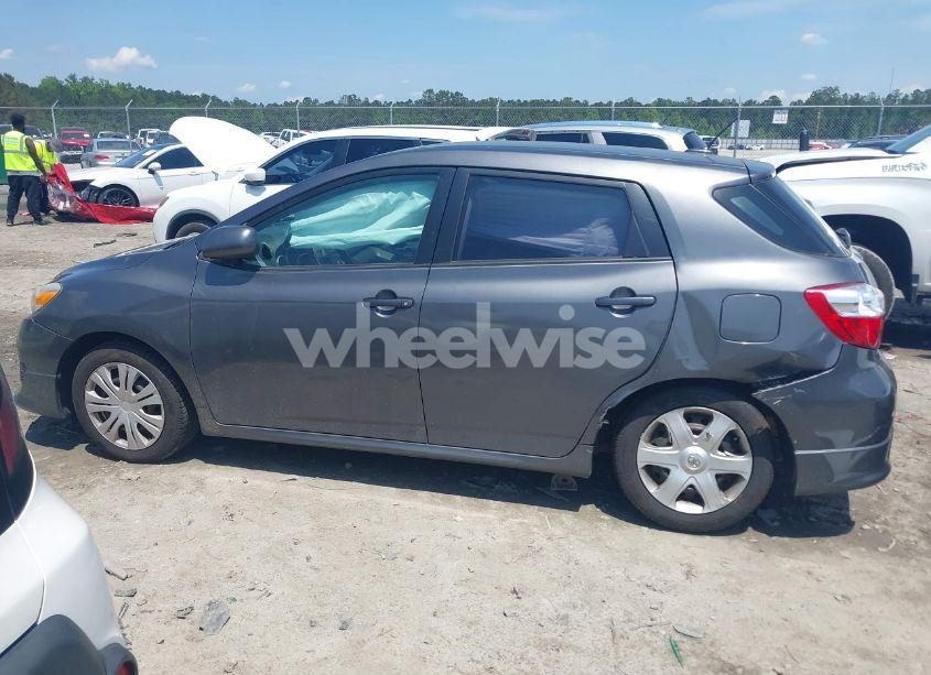 Photo 14 of 2009 Toyota Matrix S (VIN 2T1KE40E29C009220)