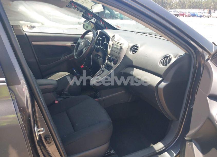 Photo 5 of 2009 Toyota Matrix S (VIN 2T1KE40E29C009220)