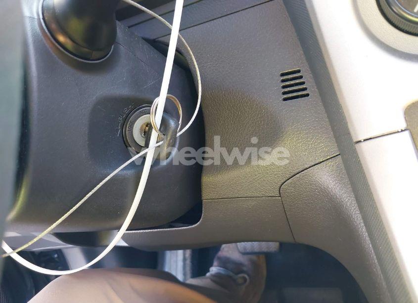 Photo 11 of 2009 Toyota Matrix S (VIN 2T1KE40E29C018287)