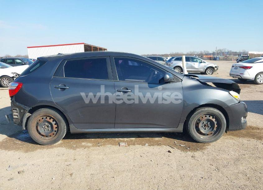 Photo 13 of 2009 Toyota Matrix S (VIN 2T1KE40E29C018287)
