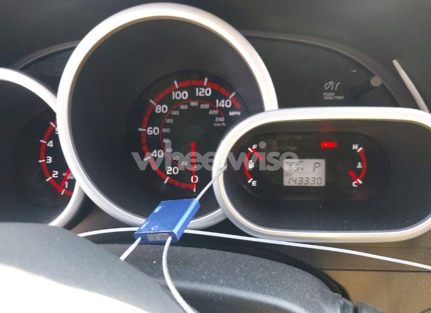 Photo 7 of 2009 Toyota Matrix S (VIN 2T1KE40E29C018287)