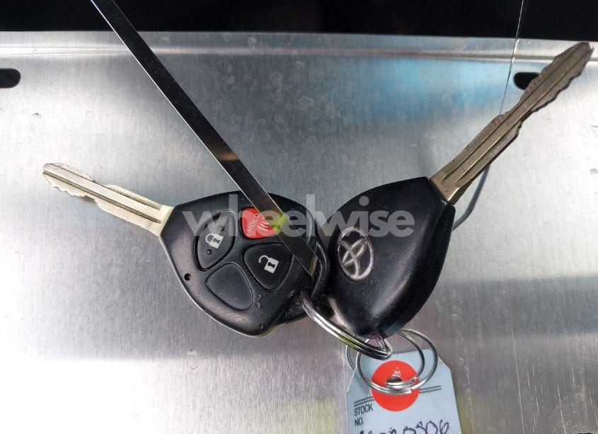 Photo 11 of 2009 Toyota Matrix S (VIN 2T1KE40E39C021425)