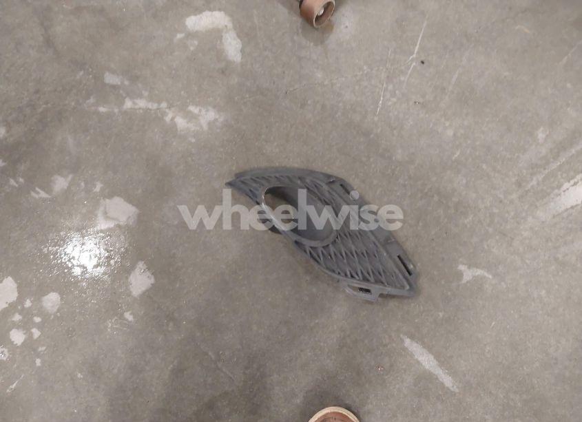 Photo 12 of 2009 Toyota Matrix S (VIN 2T1KE40E49C001278)