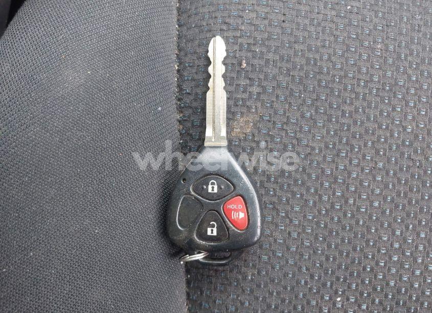 Photo 11 of 2009 Toyota Matrix S (VIN 2T1KE40E69C006580)