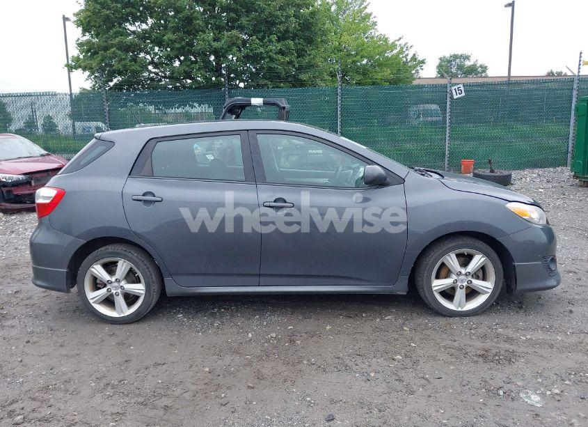 Photo 12 of 2009 Toyota Matrix S (VIN 2T1KE40E69C017871)