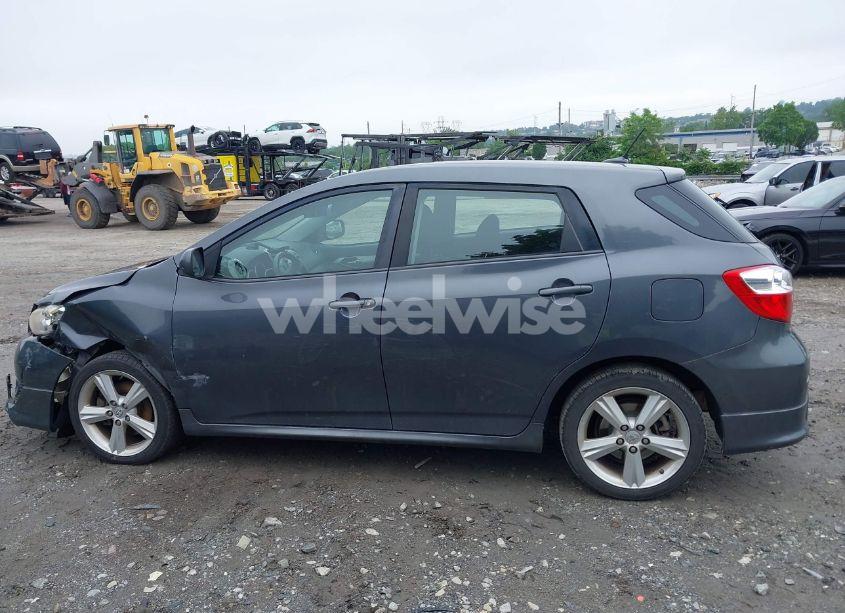 Photo 13 of 2009 Toyota Matrix S (VIN 2T1KE40E69C017871)