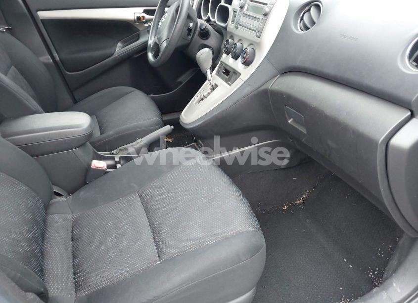 Photo 5 of 2009 Toyota Matrix S (VIN 2T1KE40E69C017871)